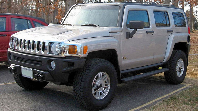 HUMMER Repair and Service | Honest-1 Auto Care Owatonna
